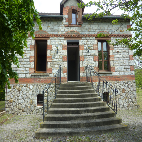 Offres de vente Maison de village Bourg-Archambault 86390
