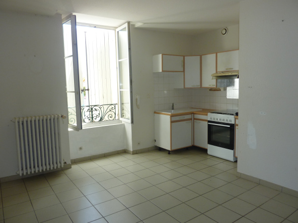 Offres de location Appartement Lathus-Saint-Rémy 86390