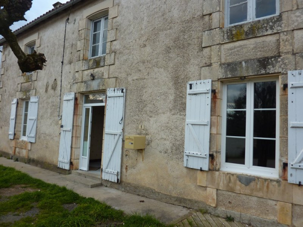 Offres de location Maison Pindray 86500