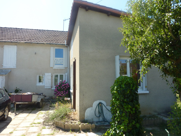 Offres de location Maison Lathus-Saint-Rémy 86390