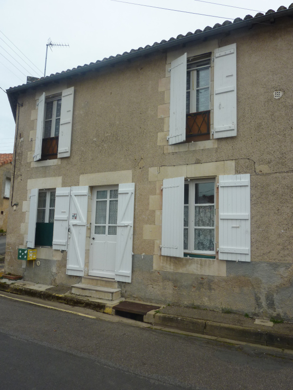Offres de vente Maison Montmorillon 86500